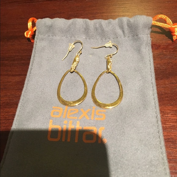 Alexis bitter earrings like new!