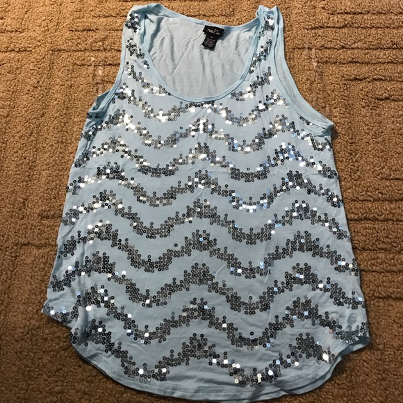 Cute tank, only worn a few times