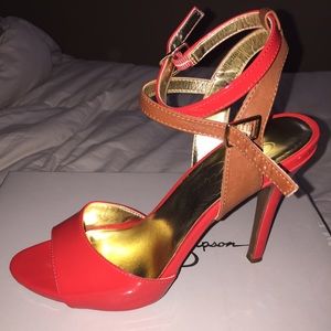 Jessica Simpson heels
