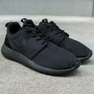 Like New Nike Roshe