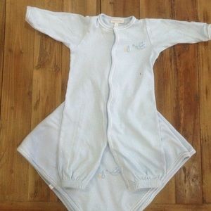 Magnolia baby jumper/blanket