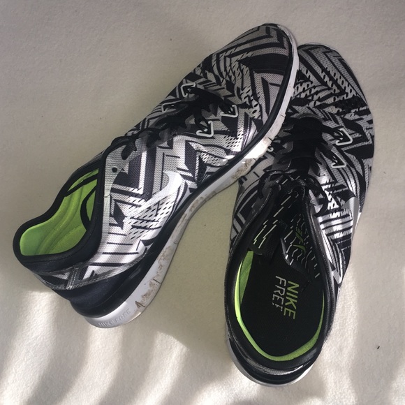 Nikes- Great condition! Worn a handful of times!