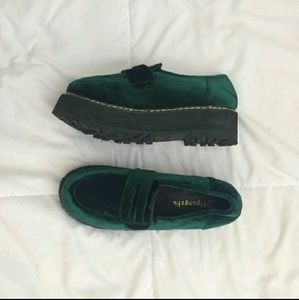 Green velvet creepers