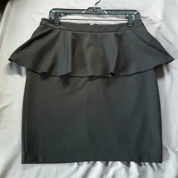 Black Zip-Up Pencil Skirt