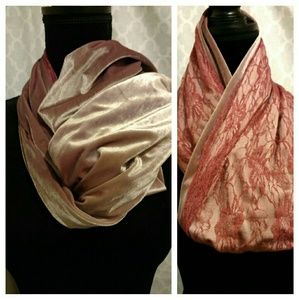 NWOT. Infinity Scarf, Velvet & Lace -Soft Pink