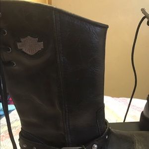 Black biker boots