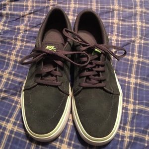 Youth Nike SB Skate Shoes