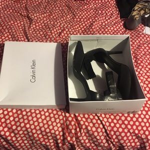 brand new heels