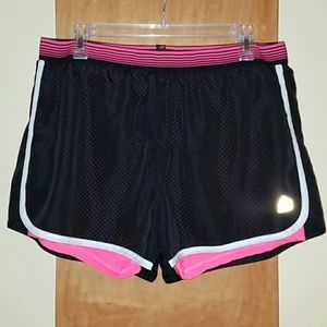 Women's Reebok Shorts (XL)