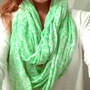 Infinity scarf