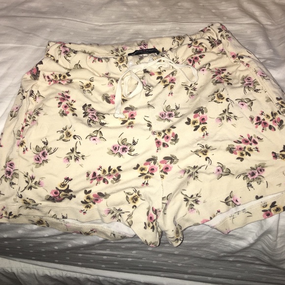 Brandy Melville shorts