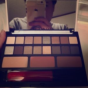 Brand New Estee Lauder palette with lip gloss