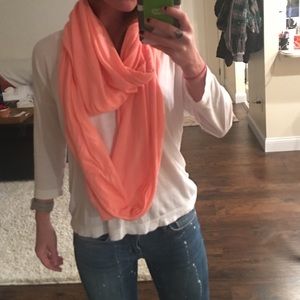 Infinity scarf