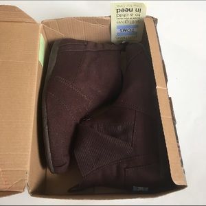 Rare Womens TOMS Chocolate Wrap Boots