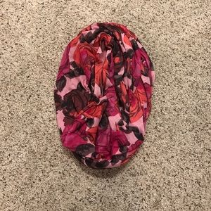 Juicy couture infinity scarf