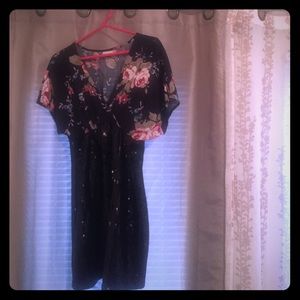 Everyone loves sequins! Black evening dress