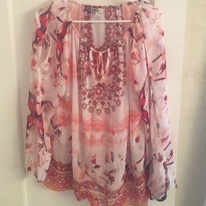 LAST CHANCE! Jennifer Lopez blouse
