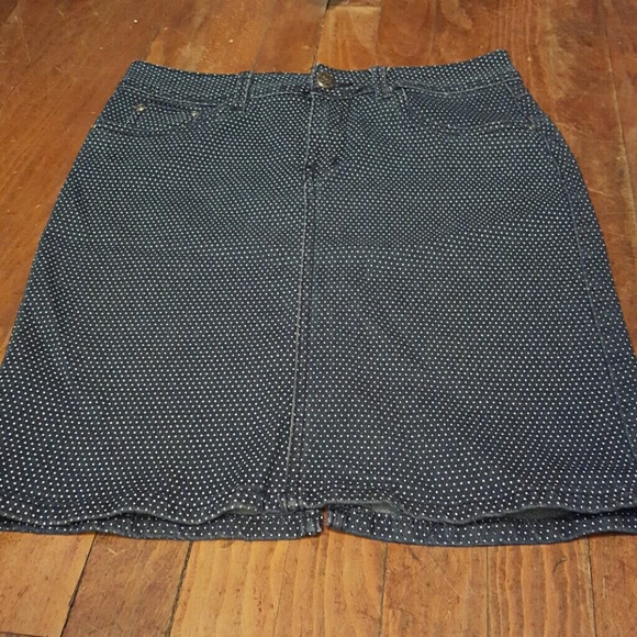 Earl Jean blue with white dots jean skirt