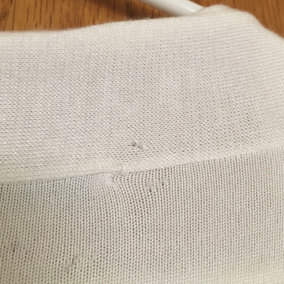 ❄️White Sweater❄️ - Picture 4 of 4