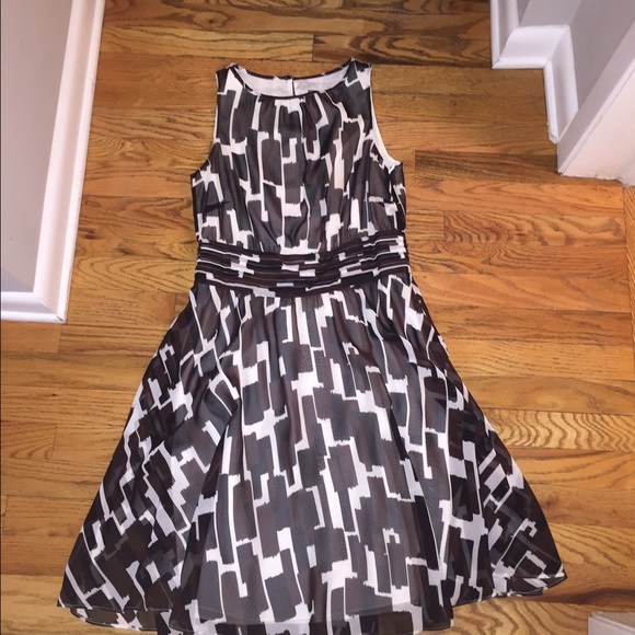 Ann Taylor brown, black, and white dress