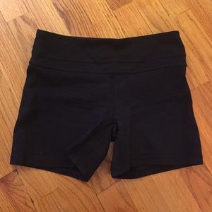 Gap fit workout shorts