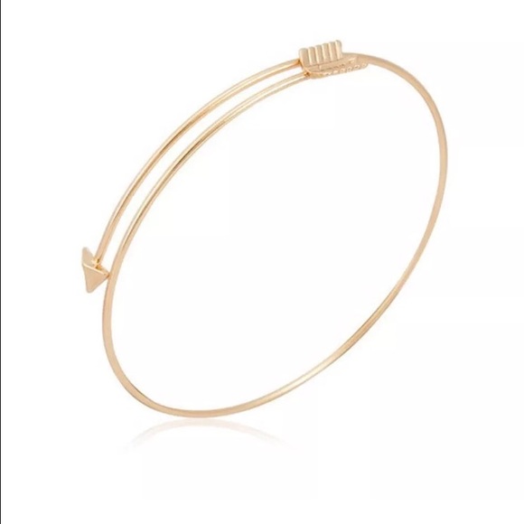 Arrow bracelet/cuff
