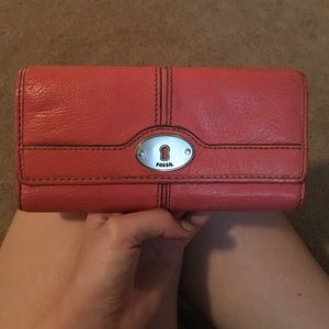 Fossil wallet