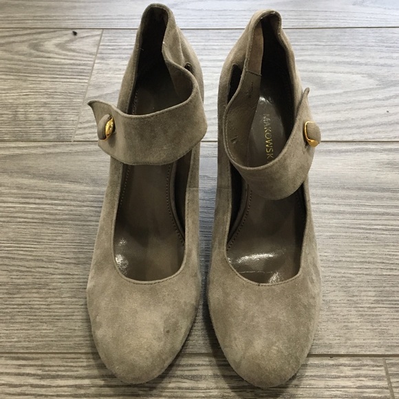 Grey heels