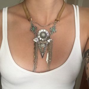 BKE western style statement necklace