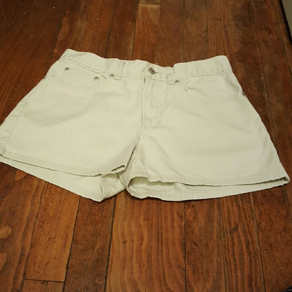 Old Navy khaki denim shorts.