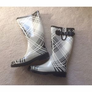 Plaid rainboots