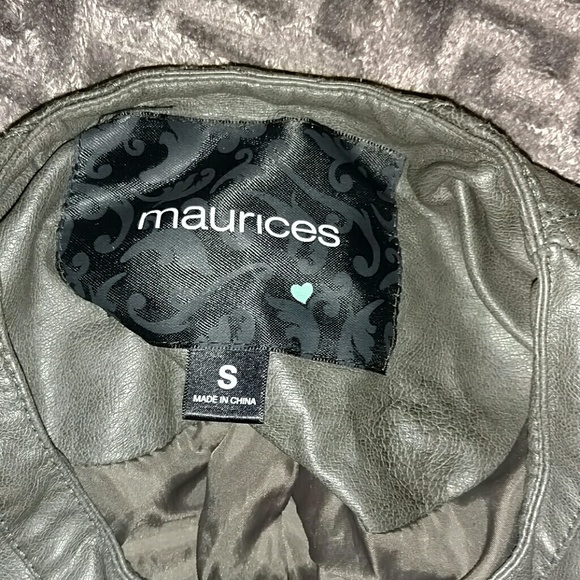 Leather jacket - Picture 3 of 3