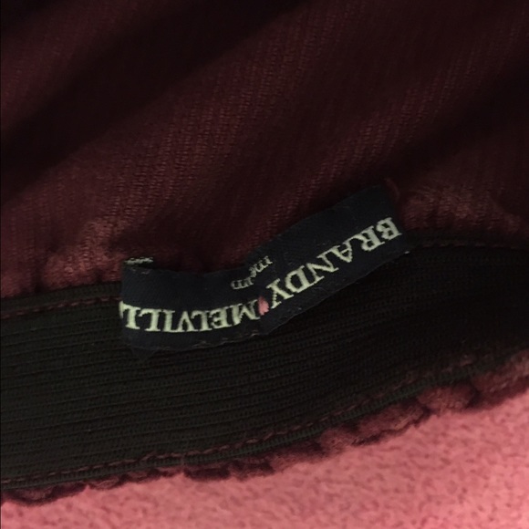 💞PENDING💞 Brandy Melville Maroon Button skirt - Picture 2 of 4