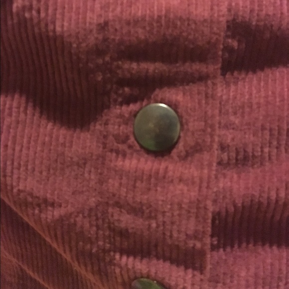 💞PENDING💞 Brandy Melville Maroon Button skirt - Picture 4 of 4