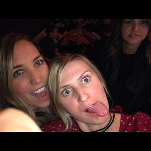 Meet your Posher, Ashley