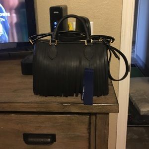 Dooney & Bourke Bags - Dooney and Bourke cross body Dooney & Bourke Bags - Dooney and Bourke cross body