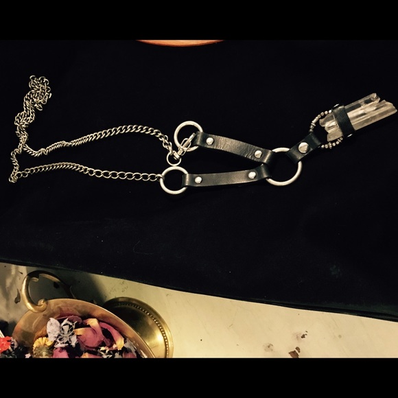 Leather & quartz harness necklace