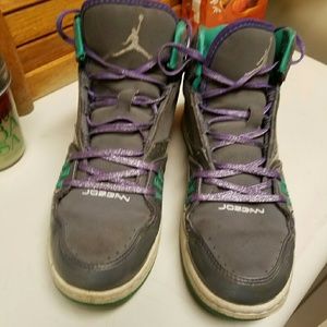 Jordan's size 5 youth