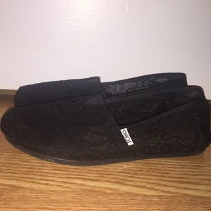 Lace TOMS
