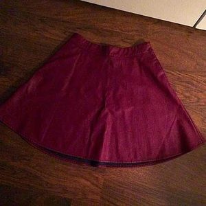 Holiday🎄maroon leather skirt Abercrombie & Fitch