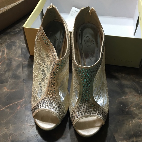 Michaelangelo heels