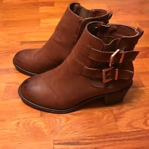 Women's brown ankle booties
