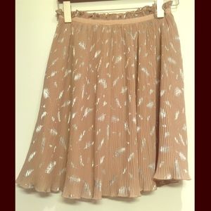 Darling Pleated & Flared Skirt w Silver Leaves