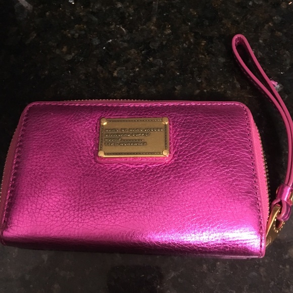 Reduced Marc Jacobs Pink Classic Q Wristlet wallet