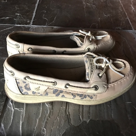 CUTE Sperry Boat Shoes💙