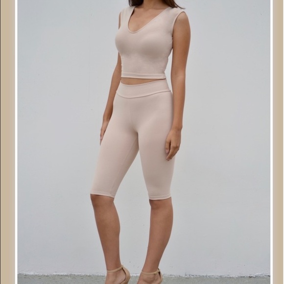 FLASH SALE!! Nude highwaist leggings