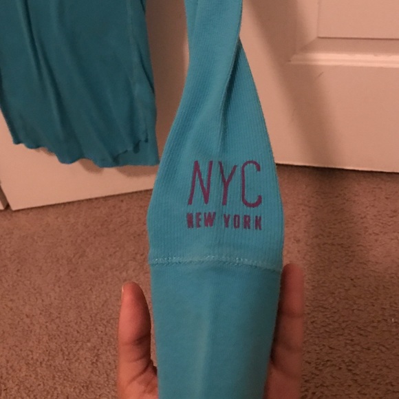 Aeropostale shirt - Picture 2 of 2