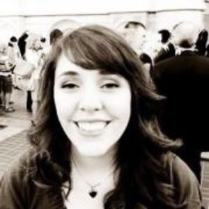 Meet your Posher, Hallie