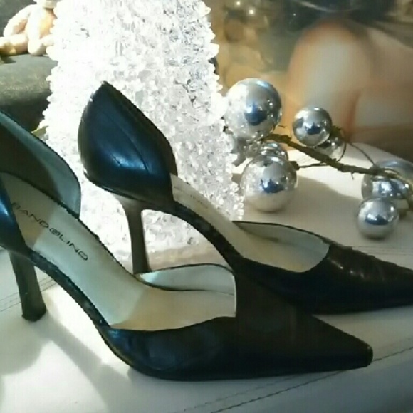 Pumps - Picture 3 of 4