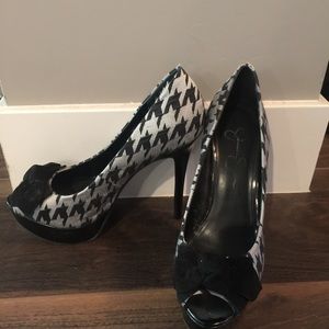 Jessica Simpson heels